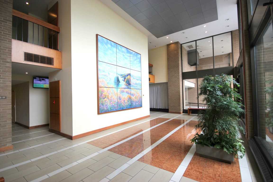 515 St Laurent Blvd Unit 620 Apartments 515 St Laurent Blvd 620, Ottawa, ON K1K 3X4 Zumper