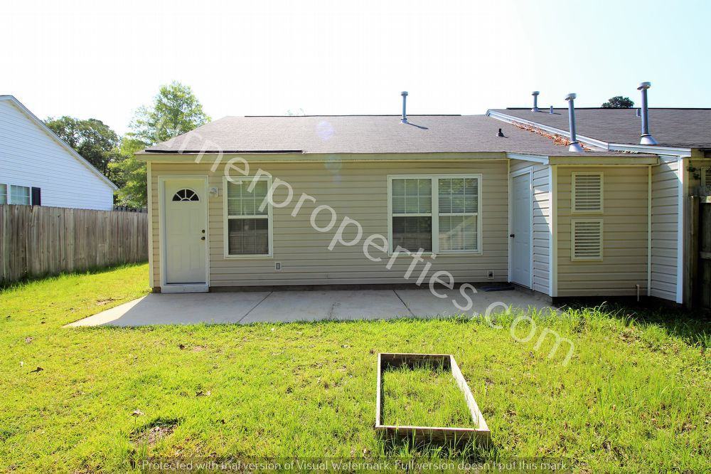 181 Ashewood Commons Dr - Photo 3 of 19