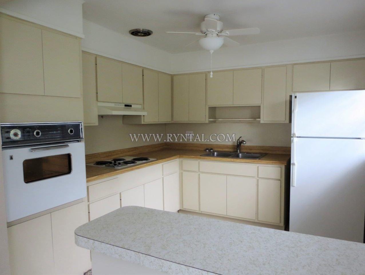 3051 Courtland Street - Photo 2 of 16