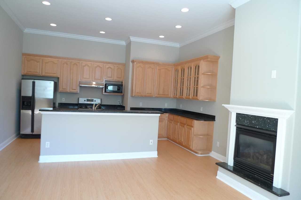 536 Fell St #1 - Photo 2 of 12