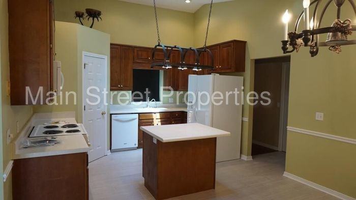 1909 Southwind Cir - Photo 3 of 9
