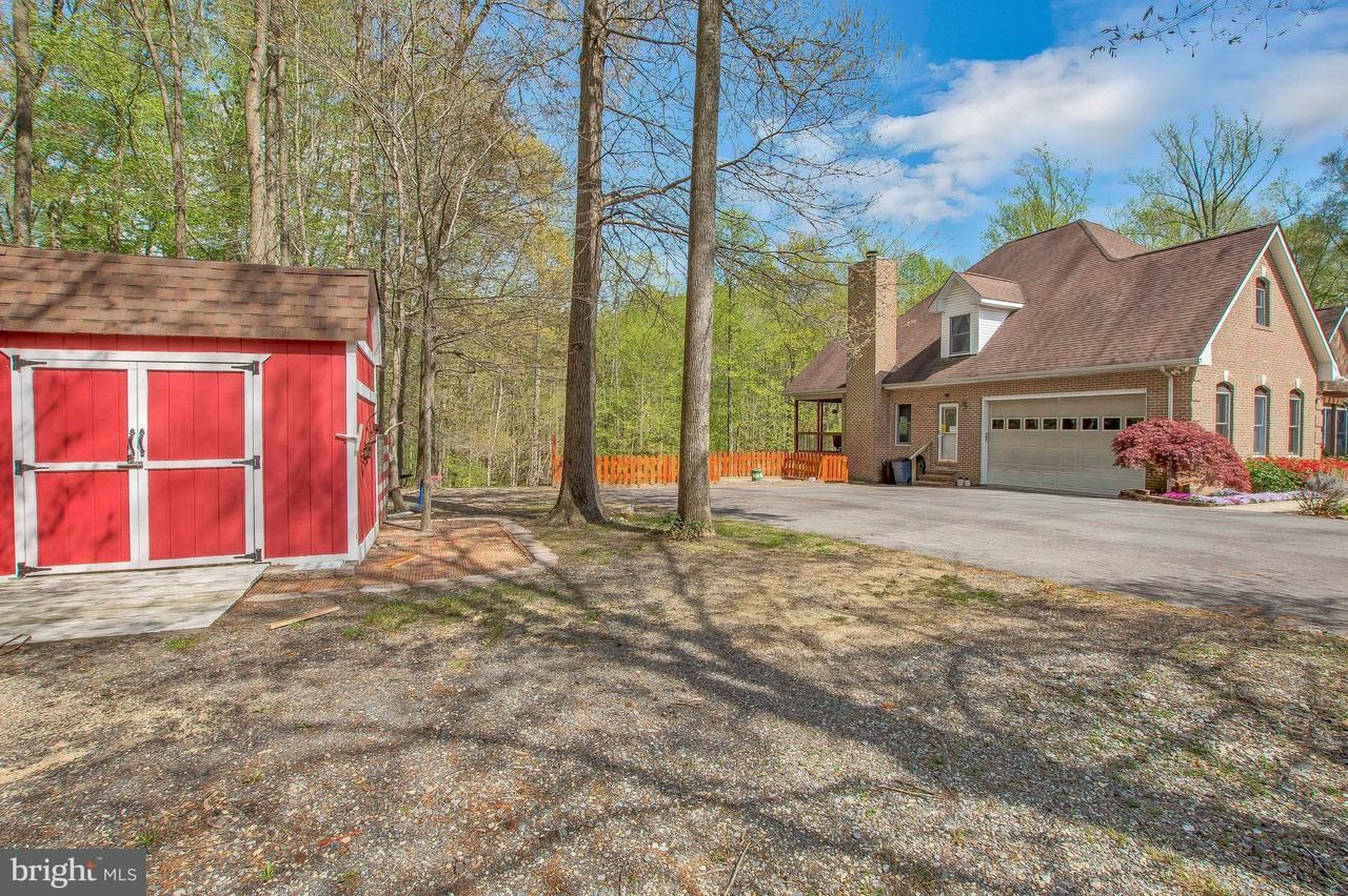 3811 Carson Ct - Photo 3 of 21