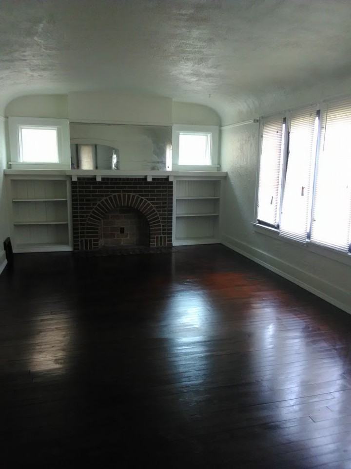 4149 N 13th St - Photo 2 of 12