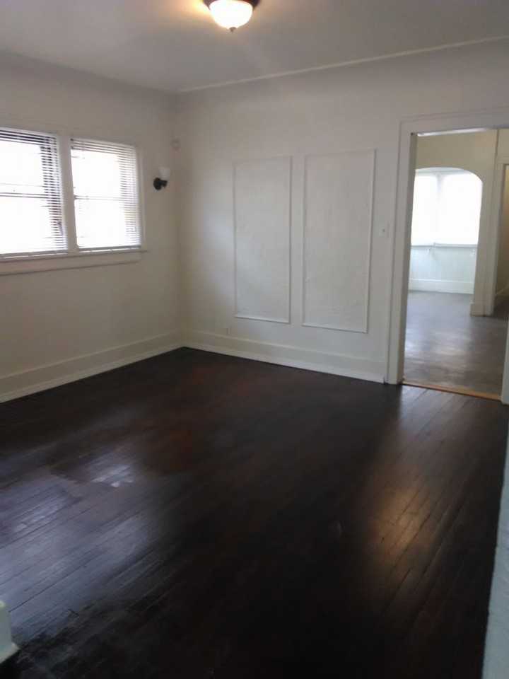 4149 N 13th St - Photo 3 of 12