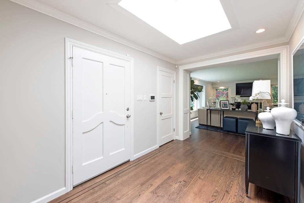 66 Jennings Ln - Photo 3 of 31