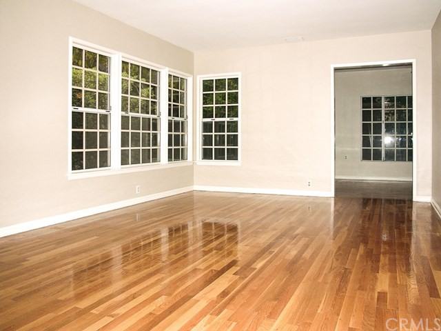 290 N Mountain Trail - Photo 3 of 28