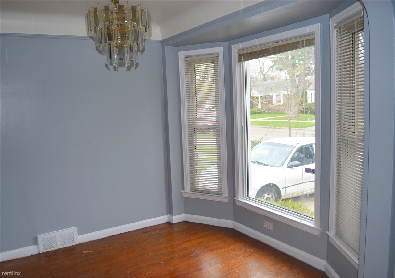 11356 Riverdale - Photo 3 of 18