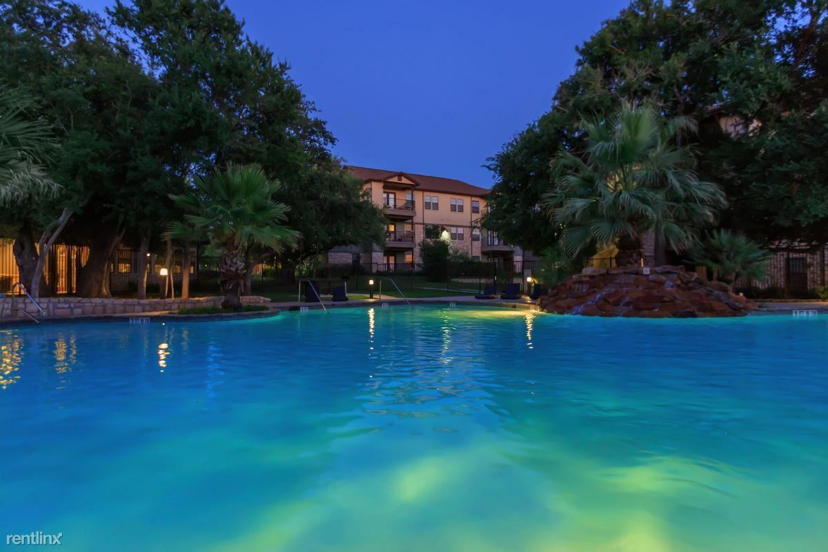 1604 and O'Conner - Photo 2 of 10