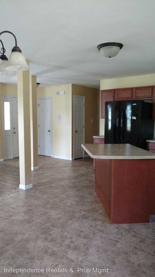 306 Big Tree Ln - Photo 3 of 15