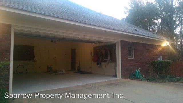 309 Janees Way - Photo 3 of 30