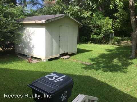 452 Hopi St - Photo 3 of 9