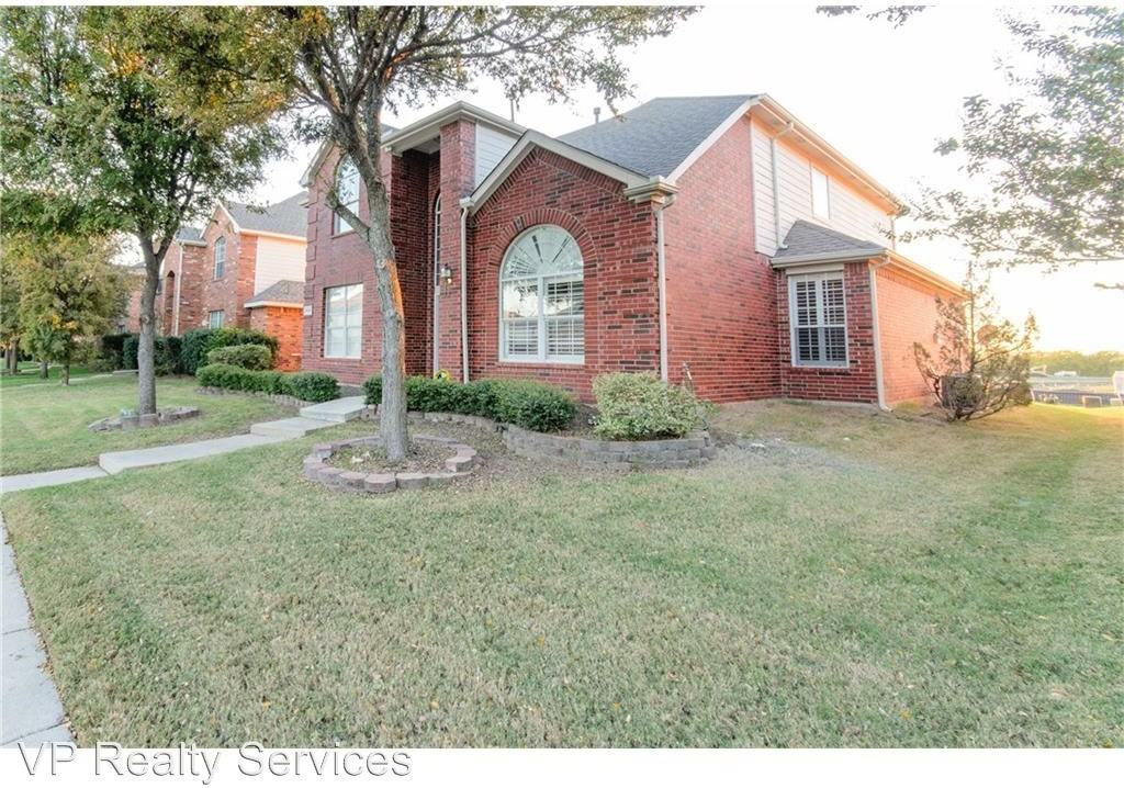 9033 Portage Ln - Photo 3 of 37