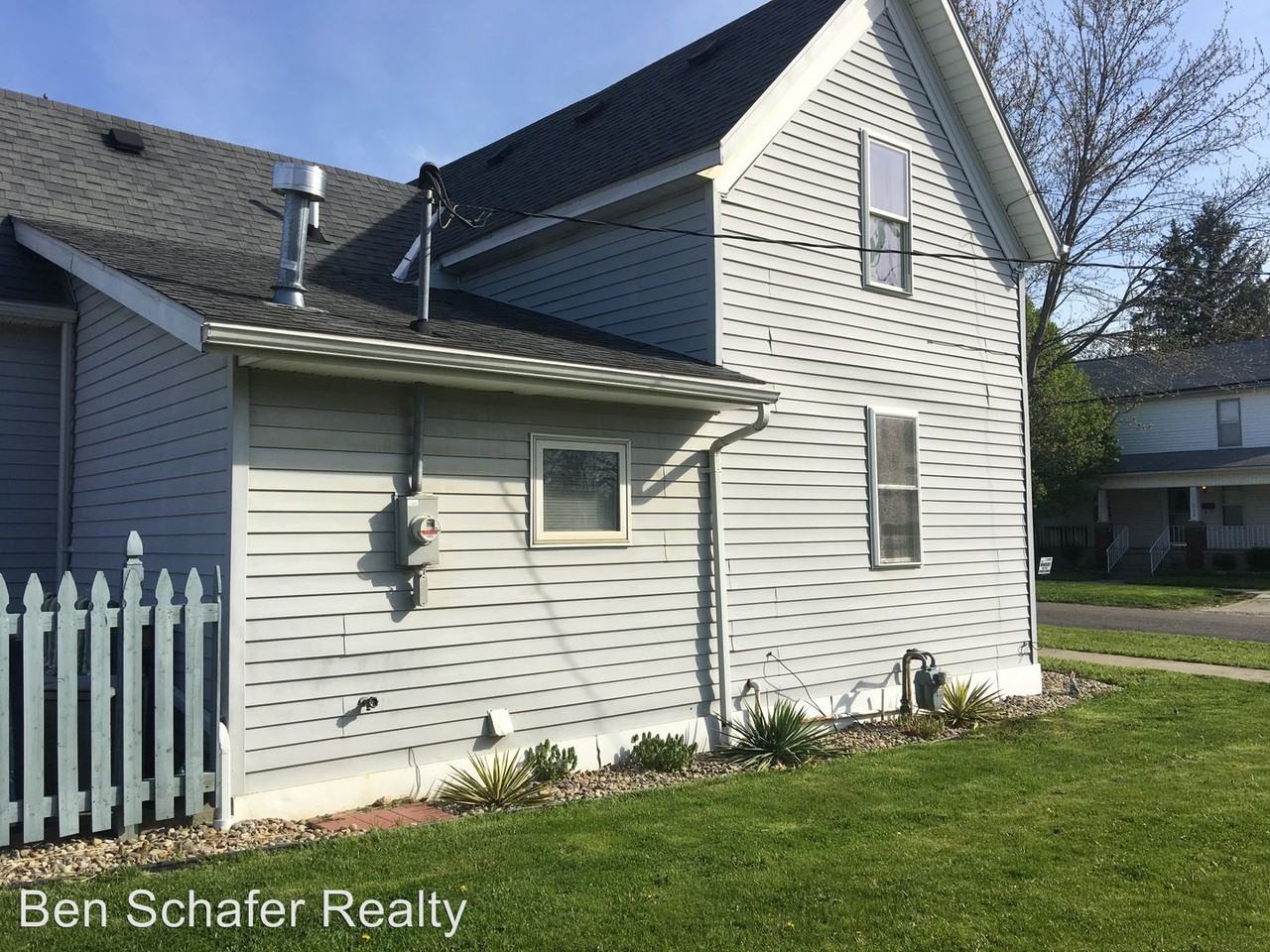 201 East St - Photo 3 of 8