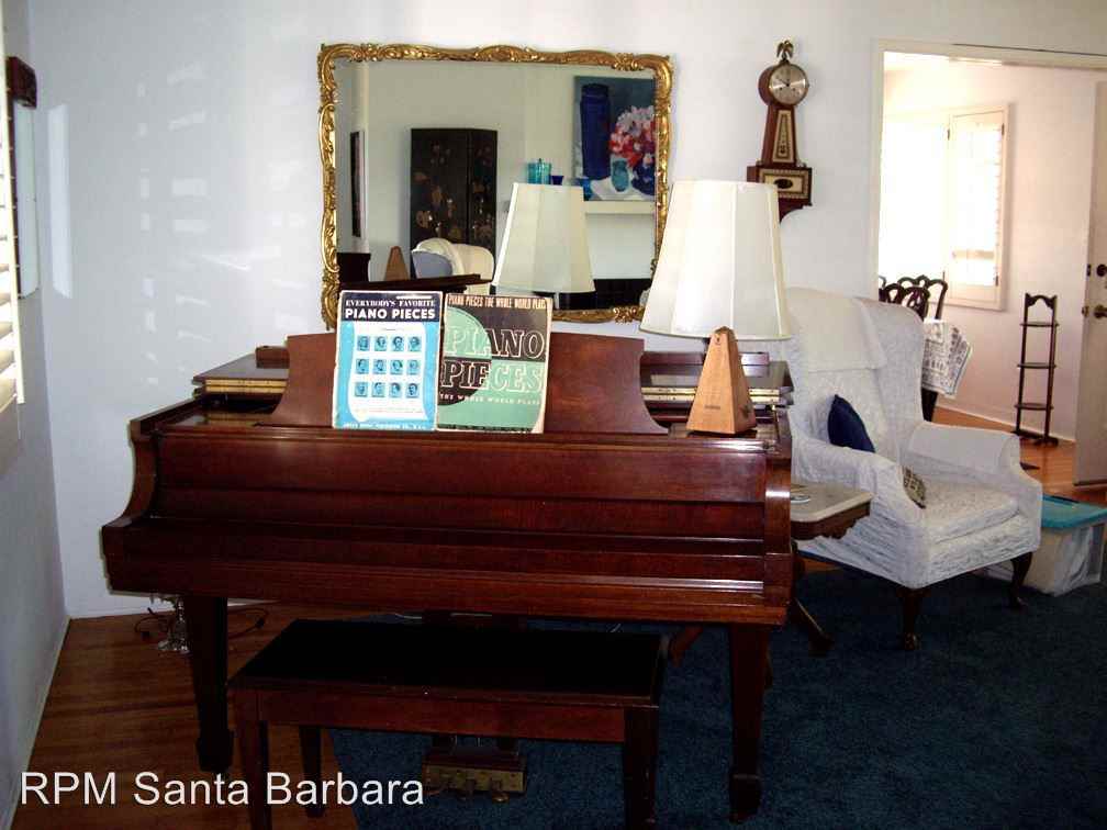 162 La Vista Grande - Photo 3 of 26