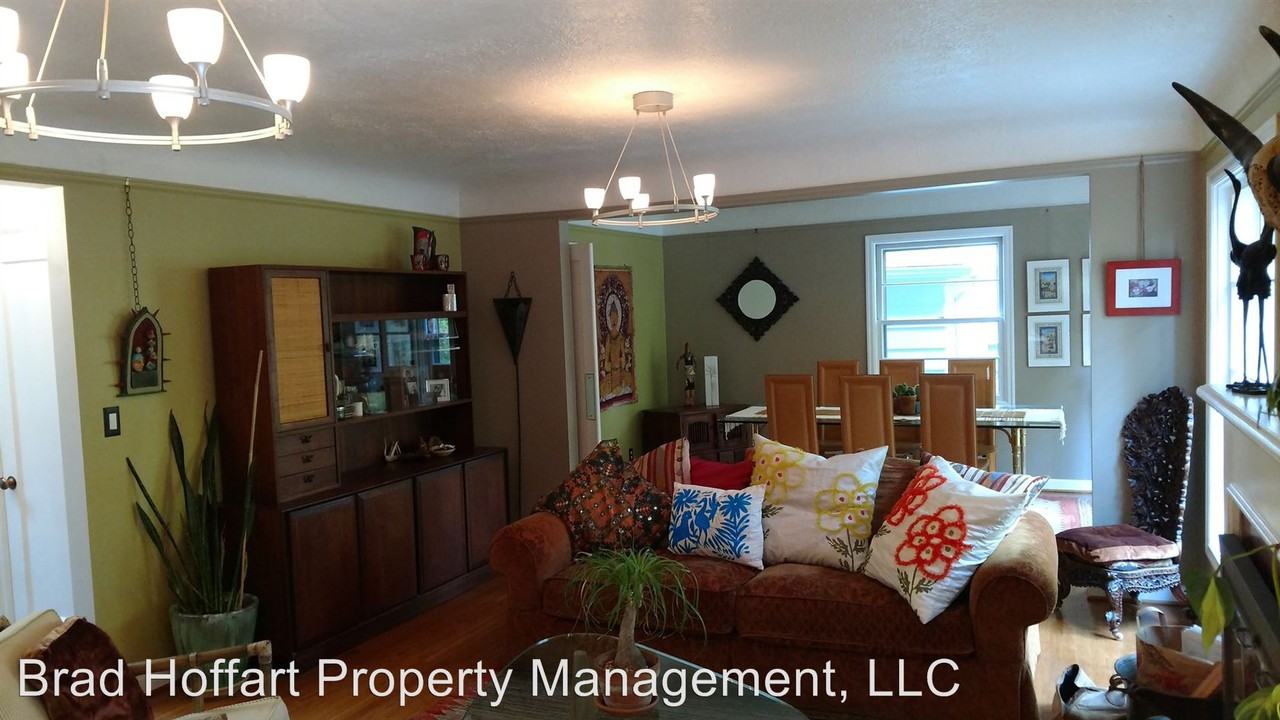 1450 SW Upland Dr - Photo 3 of 43