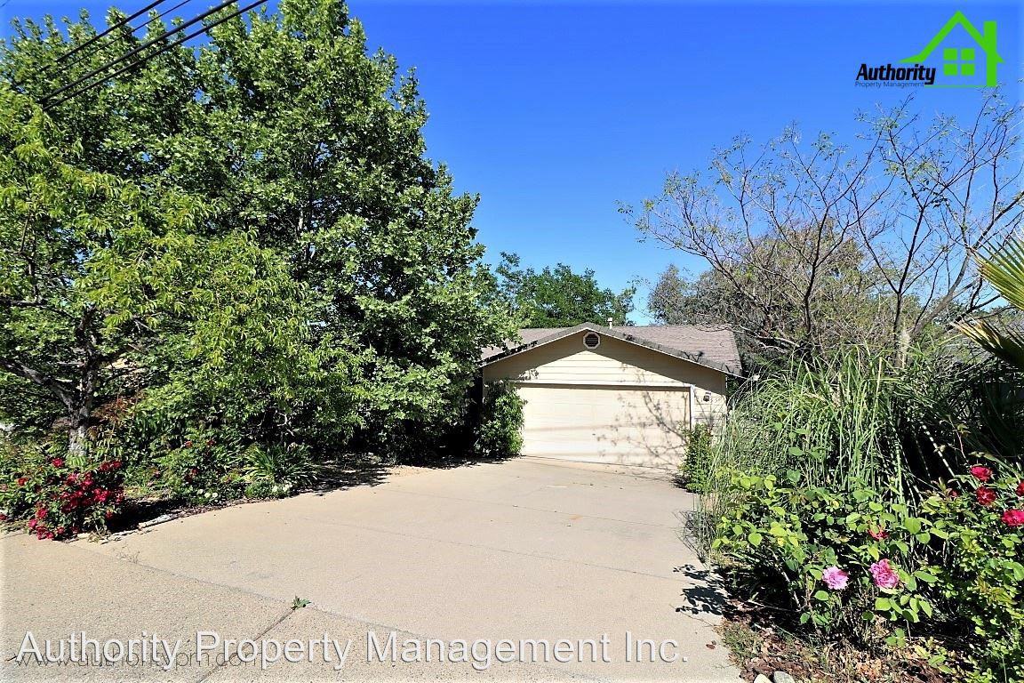 11455 Ridgewood Rd - Photo 3 of 25