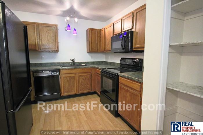 825 Merlin Loop - Photo 3 of 20