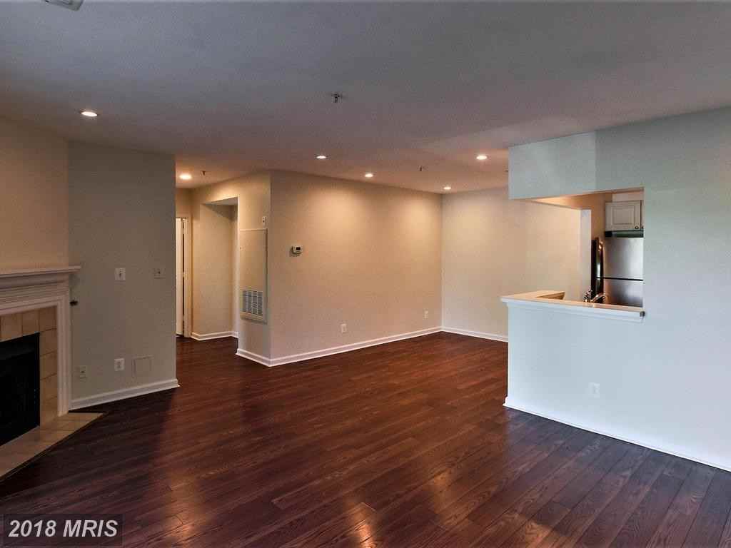 20290 Beechwood Terrace - Photo 3 of 23