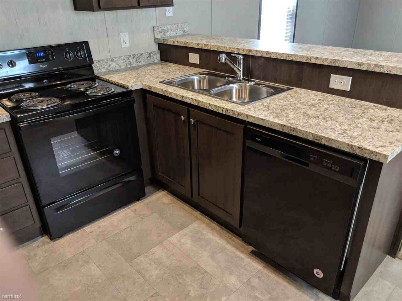 36 Big Chief Dr - Photo 3 of 18