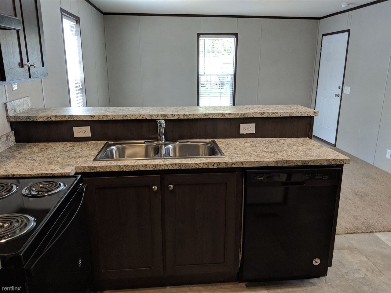 34 Big Chief Dr - Photo 3 of 16