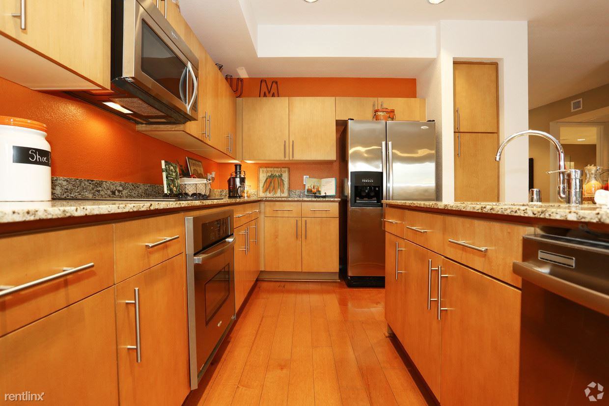 Osborn and Scottsdale Road Apartments E Osborn Rd, Scottsdale, AZ