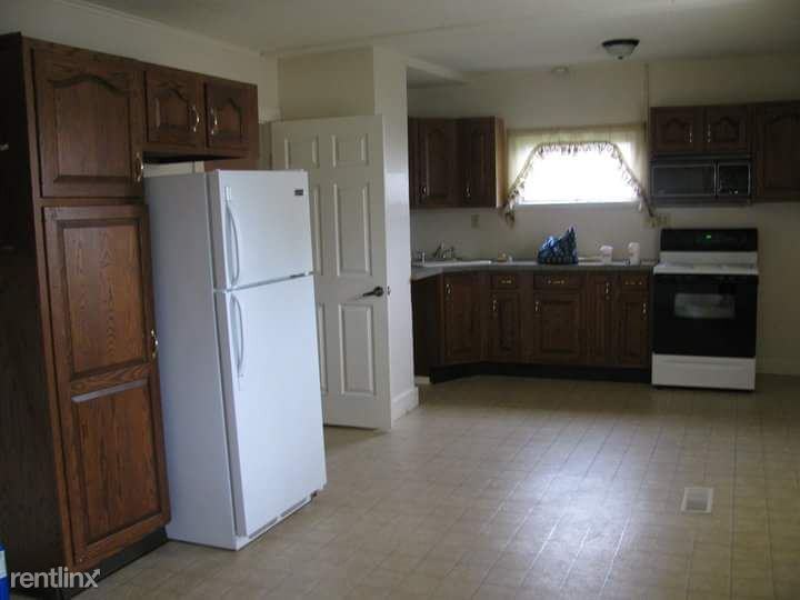 45 East St - Photo 2 of 4