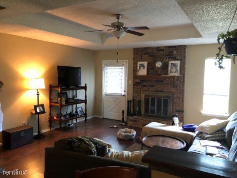 2513 La Paloma Dr - Photo 3 of 9