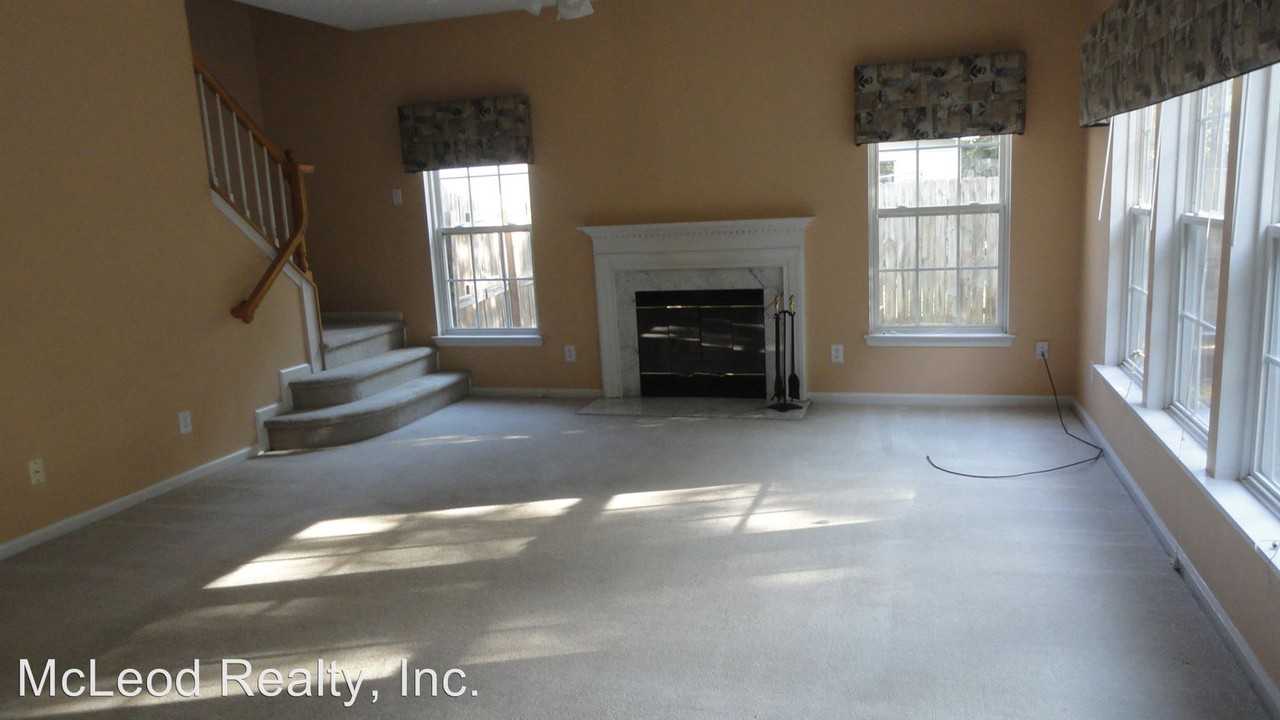 7604 Lady Bank Dr - Photo 2 of 4