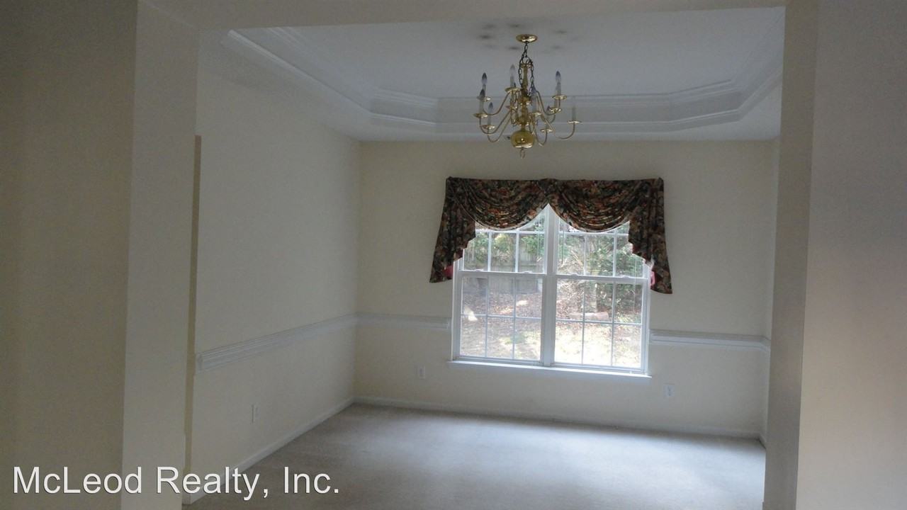 7604 Lady Bank Dr - Photo 3 of 4