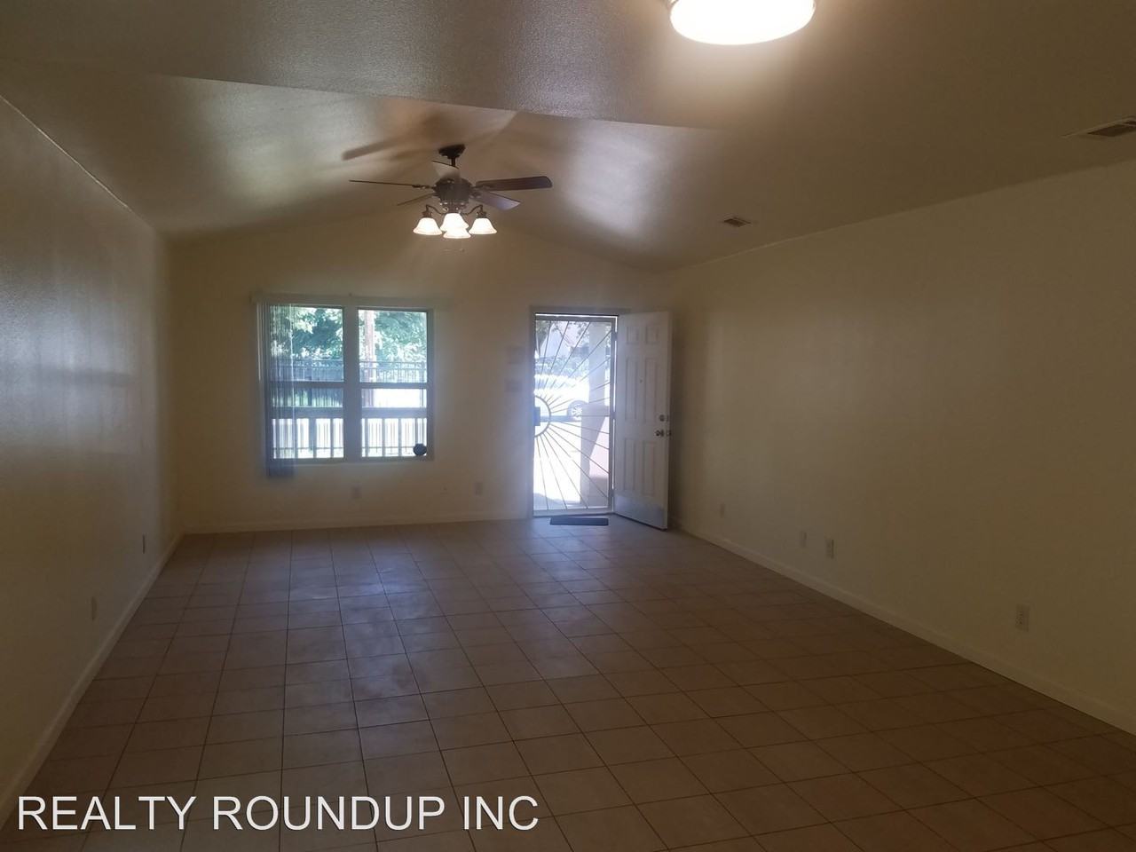 3546 44th St - Photo 2 of 17