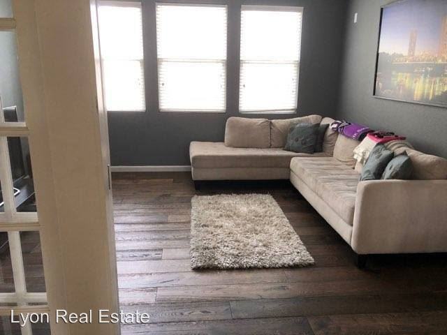 2700 Roseau Way - Photo 3 of 12