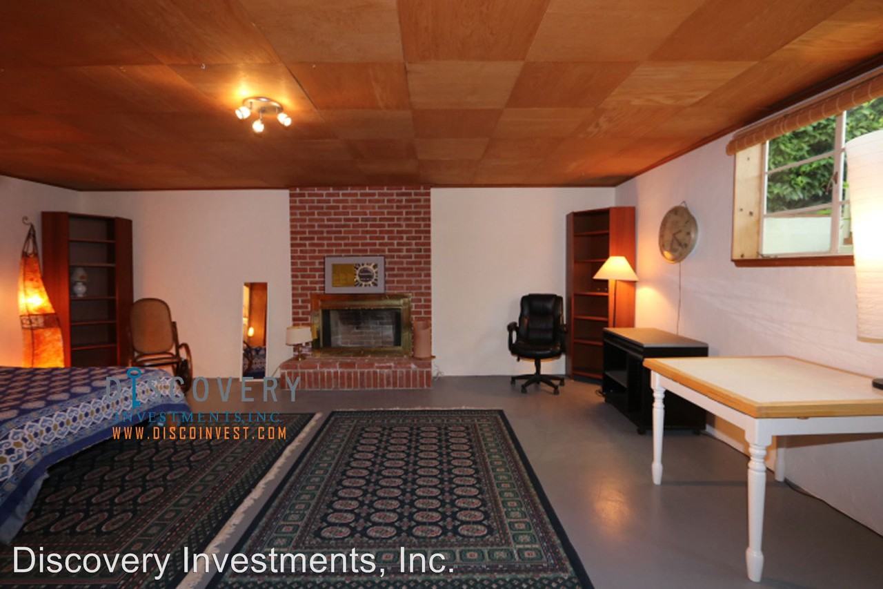 2 The Crescent - Photo 3 of 11