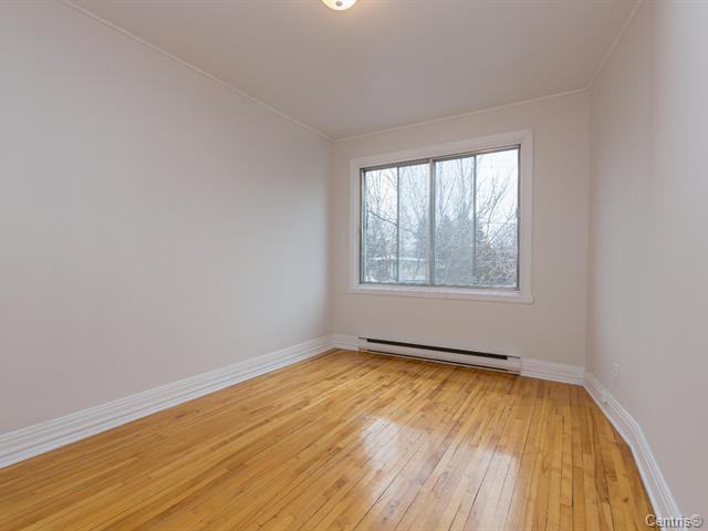 52 Avenue Léo-Lacombe - Photo 2 of 8