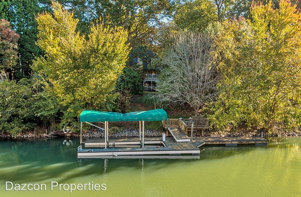 108 Emerald Dr - Photo 2 of 13