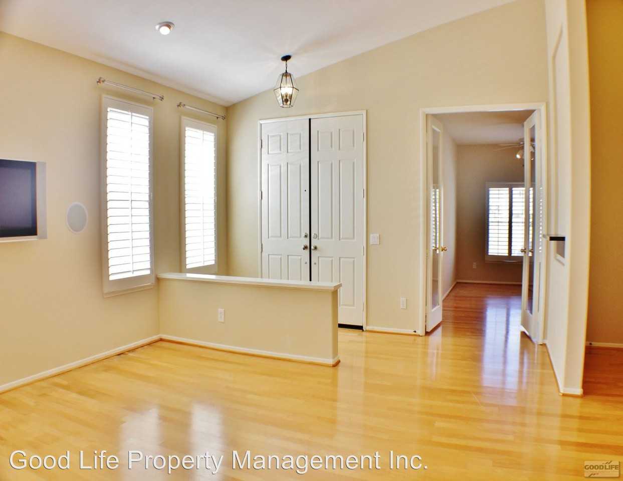 11005 Cedarcrest Way - Photo 3 of 23