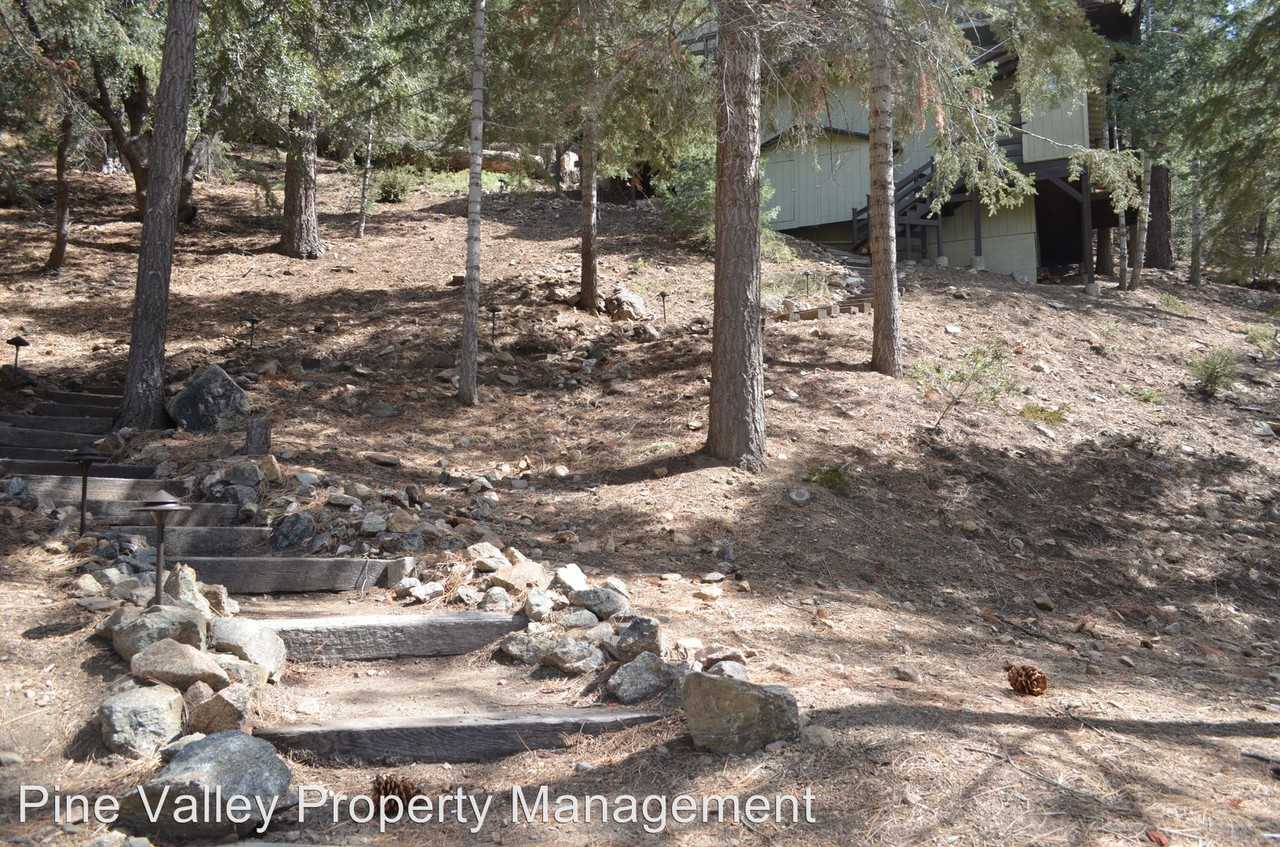 1309 Linden Dr - Photo 3 of 21