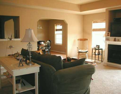 430 Curtis St - Photo 2 of 7