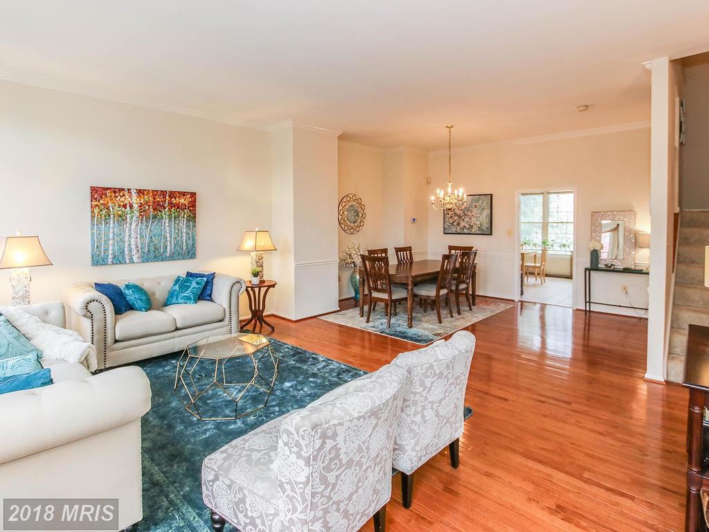 47687 Whirlpool Square - Photo 3 of 24