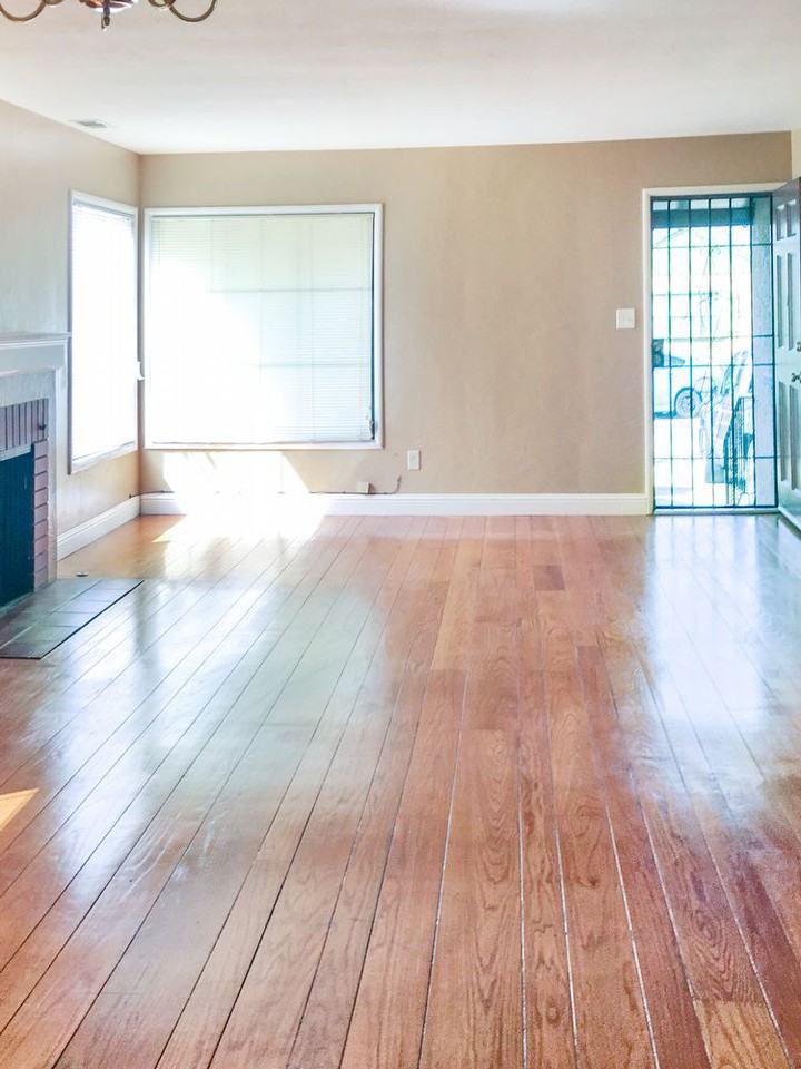 10448 Longfellow Ave - Photo 3 of 11