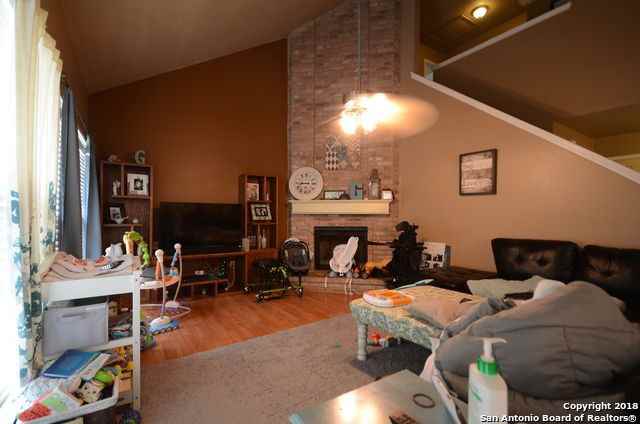 2106 Pecan Hollow - Photo 2 of 13