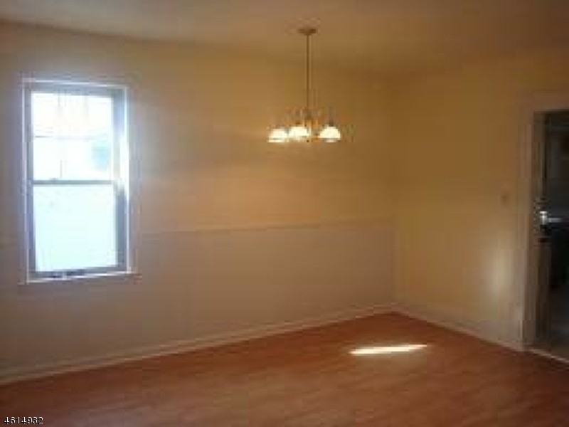 33 High St - Photo 2 of 5