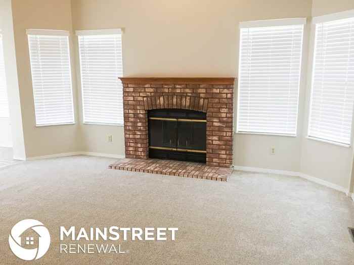 181 Autumn Chase Dr - Photo 2 of 14