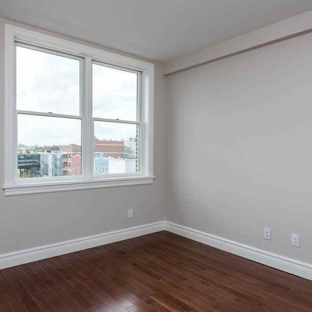 439 Knickerbocker Avenue #5b