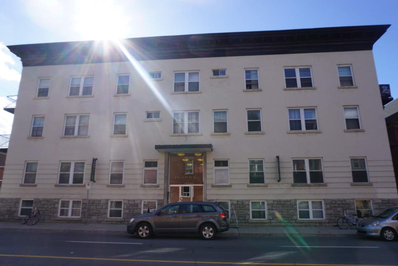 234 Charlotte Street #424