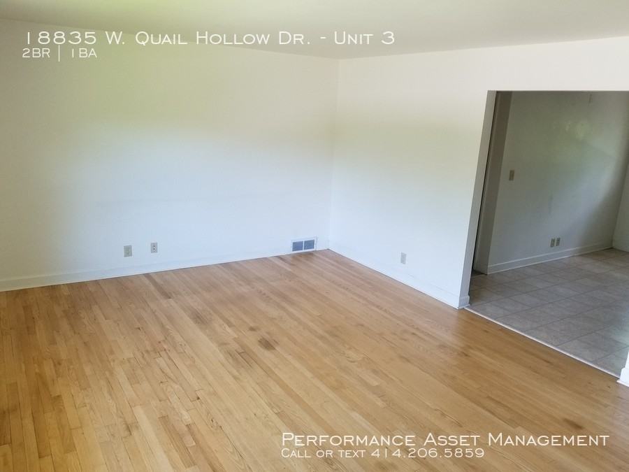 18835 Quail Hollow Dr #3 - Photo 3 of 8