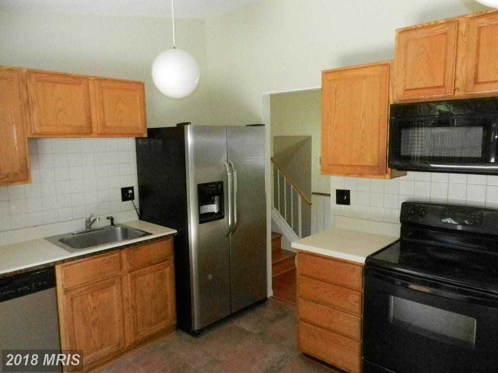 309 Eisner St - Photo 2 of 15