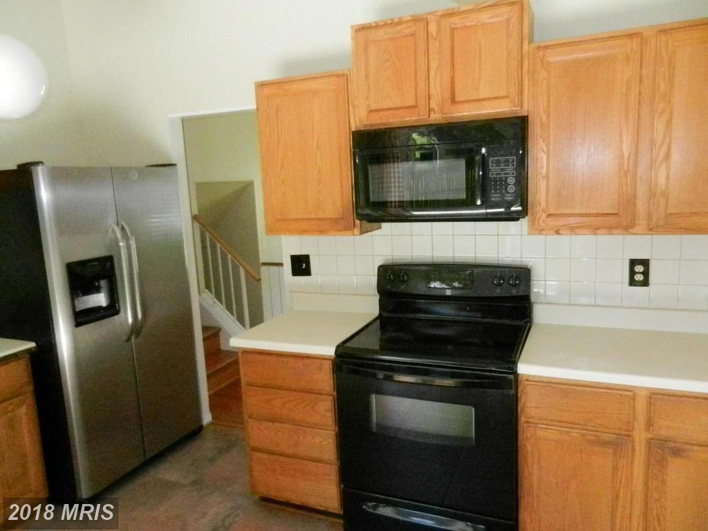 309 Eisner St - Photo 3 of 15