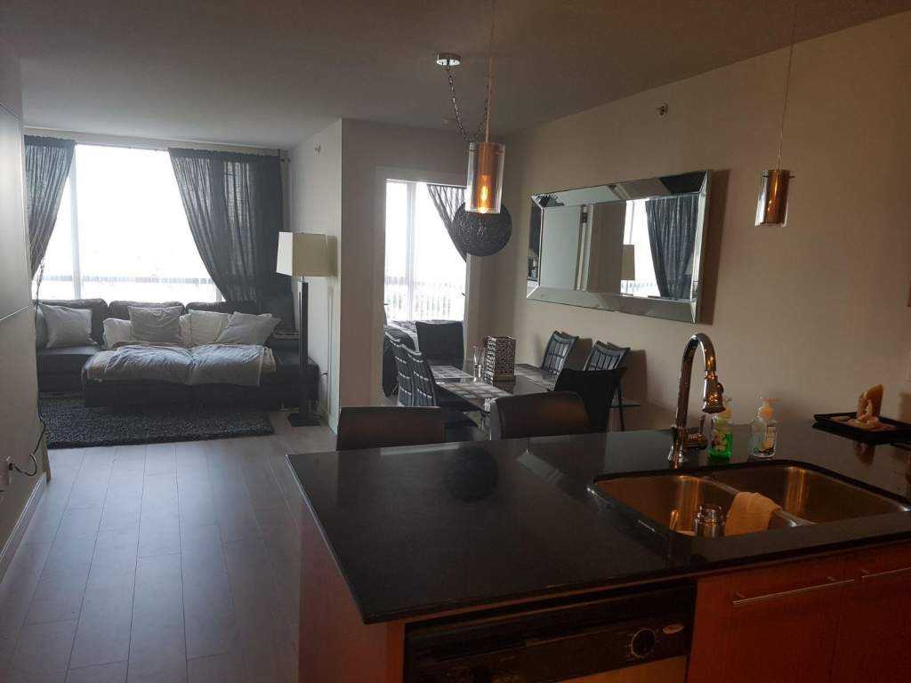 D104 - 2 bedroom in Brentwood - Photo 2 of 13