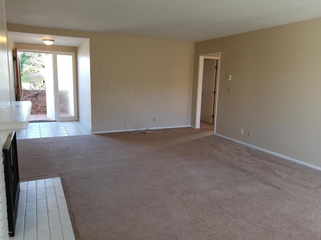 313 S E St - Photo 2 of 18