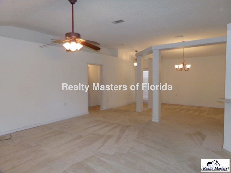 2029 Shadow Lake Dr - Photo 3 of 17